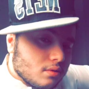 Abdullah Algafari Instagram - بيت بوكس اسلامي ☺️😂 w/ @akm11111 سواج