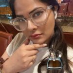 Abha Paul Instagram - Sunday Snapchat and my movements 😅 #happysunday Terminal 2 , Chhatrapati Shivaji International Airport , Mumbai