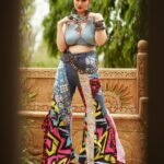 Abha Paul Instagram - Mast jeans hai na? 😍