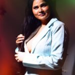 Abha Paul Instagram - जिंदगी एक किताब की तरह होती है, हर दिन नया पन्ना बदलता है। 🤠 #instagram #life #instagood