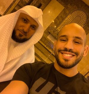 Abu Azaitar Instagram - ‎صورة

‎ تجمعني بإمام الحرم المكي الشيخ/د. ماهر المعيقلي -حفظها الله- 
‎كلما رايت هذه الصورة زاد شوقي لزيارتك يا مكة المكرمة يا احب البقاع الى الله تعالى🤍
‎اللهم اسالك في اخر جمعة طيبة من هذا الشهر المبارك ان تبلغنا ليلة القدر وان تجعلنا من اهل القلوب الطاهرة والنفوس المطمئنة واحفظ لنا 
‎والدينا واهلنا واحبتنا واعتق رقابنا ورقابهم من النار