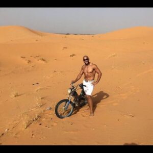 Abu Azaitar Instagram - I’m here 📍🔆🛵 #ready #الحمدلله