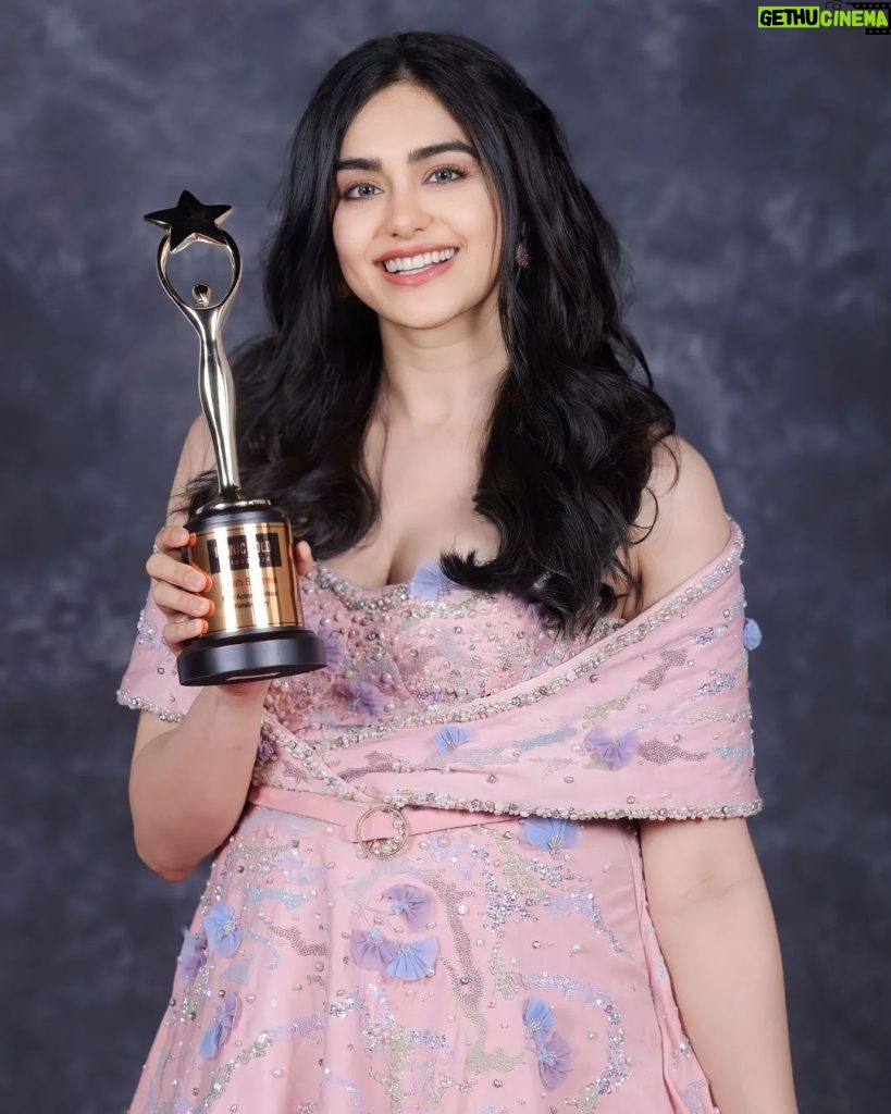 Adah Sharma Instagram - The gorgeous-stunning @adah_ki_adah at the Iconic Gold Awards 2024🌟📸 #IconicGoldAwards #AdahSharma #adah_ki_adah #adahkiadah #adahsharmabeauty #IconicGoldAwards2024 #IconicGoldAwards2024Zee5