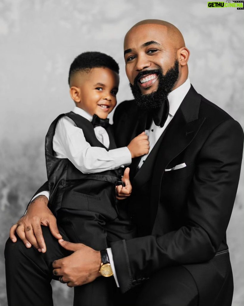 Adesua Etomi-Wellington Instagram - I married the love of my life, and God gave us the love of our lives. Happy 3rd birthday to our sunshine, Hazaiah Olusegun Champ Wellington. You make our lives so beautiful, and we are incredibly honoured to call you our son. You are the happiest, kindest, most intelligent, most beautiful boy in the entire universe. We love you more than we can possibly put into words.❤️❤️❤️ 📸: (Formal) @c3pictures_gallery Zaiah and bankys outfits @atafo__ @maiatafo Susu's dress @anncranberry Pool picture @jemimaosunde