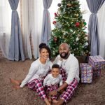 Adesua Etomi-Wellington Instagram - From our family to yours, Merry Christmas and a Blessed New Year. 📸 @c3pictures_gallery Suits @atafo__ My dress @anncranberry Makeup @t.alamodebeauty