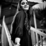 Aditi Ravi Instagram - 🌿🌿🌿 📸 @athul_krishna________ 💄 @exocticmakeover 👗 @niharikabyarya 💁‍♀️ @vrinda_sk_