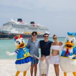 Adrián Uribe Instagram - Así nuestro viaje mágico a bordo de @disneycruiseline 😃💫 #disneycruiseline 🚢