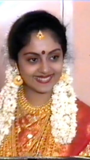 Ahana Kumar Instagram - Happy 52nd Birthday Amma 😘😘 This video shows how you’ve grown beautifully in a span of 35 years! The one thing that stays common throughout the video is your beautiful smile. It’s not that you’re always smiling , but at the end of the day , you always find a reason to smile. And that attitude of yours is the reason why You and Achan were able to give us a memorable and wonderful childhood. I know you’ve had to make a lot of sacrifices to give us everything we needed while growing up. I hate that you had to make those sacrifices , but all I can do right now is give you everything I can to atleast try to make-up for everything you’ve given up over the years. All my dreams have you as a part of it and I want to have all my dreams fulfilled with you on my side. Because that’s when it truly feels like a ‘dream come true’ ♥️ Okay Mamma , happy birthday again. Please be my mother in every life 🫶🏻🫶🏻♥️♥️😘😘 @sindhu_krishna__ ♥️♥️🤗🤗