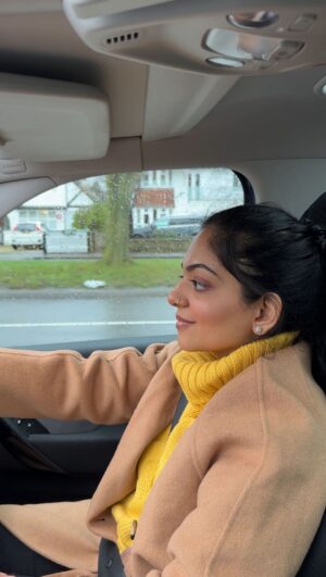 Ahana Kumar Instagram - ticked off Driving in a foreign country off my bucket list 🥰 London to Cotswolds 🚘🤓

( lane driving 🥶 🫠 )