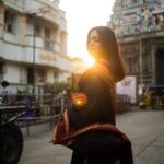 Ahana Kumar Instagram - sunsets by the temple shot by @studio.molecule styled by me wearing a lovely saree that belongs to @sindhu_krishna__ #Madras