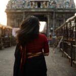 Ahana Kumar Instagram - sunsets by the temple shot by @studio.molecule styled by me wearing a lovely saree that belongs to @sindhu_krishna__ #Madras