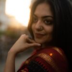Ahana Kumar Instagram - sunsets by the temple shot by @studio.molecule styled by me wearing a lovely saree that belongs to @sindhu_krishna__ #Madras