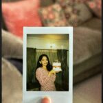 Ahana Kumar Instagram - Turning 28 ♥️ Thankyou for all the lovely wishes. I felt very special 😘 I wanted a cake with all my favourite things - strawberries , flowers and leaves and @mias.cupcakery brought it to life with perfection , as always ♥️ 28th Birthday Vlog is up on the Channel! Link in Bio & Stories ✨ #28 🫶🏻