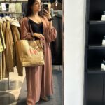 Ahana Kumar Instagram - bahrain in 9 swipes Bahrain