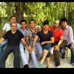 Ahmad Mehranfar Instagram - ظهر دم كرده تابستان است،،،،سايه ها مي دانند كه چه تابستاني ست،،،،سايه هايي روشن،،،،گوشه اي خلوت وپاك،،،،كودكان احساس جاي بازي اينجاست جاي همتون خالي