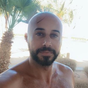 Ahmed Salah ElSaadany Instagram - فلتر احمد صلاح حسني 😂😂
@ahmedsalahhosny