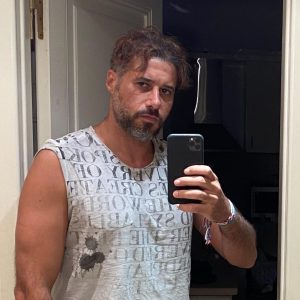 Ahmed Salah ElSaadany Instagram - 1 + closer 🔞 18+ 😎