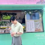 Ahn Jae-hyun Instagram - The present 고마워요 다 같이 나눠서 잘 마셨어요😉😊