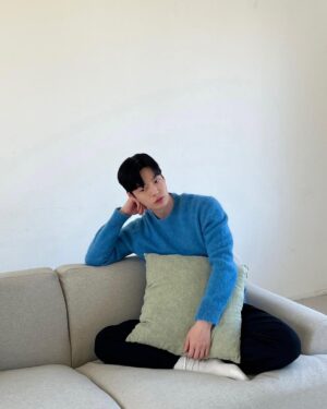 Ahn Jae-hyun Thumbnail - 260K Likes - Top Liked Instagram Posts and Photos