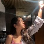 Ahsaas Channa Instagram - Ohnu love you love you aakh di.