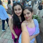 Ahsaas Channa Instagram - Ohnu love you love you aakh di.