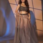 Ahsaas Channa Instagram - 🤎 On the cover of @fablookmagazine Styled by @milliarora7777 Outfit by @tabeerindia Mua @anjalichahalartistry Hair @amuthevar Photographer @nikhilshenoyphoto Cinematographer @chalchitrakar Artist Reputation Management @straighttalkcomm Fablook pr managed by @akshat_gutgutia