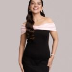 Ahsaas Channa Instagram - Love thorns all over this rose. @framebywoofy @stylebykayal @yashtikaasharmaa @makeupbyjanak @sheetal_muah Dress @ipsofacto.in Jewels @timelesspearly
