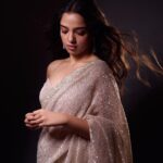 Ahsaas Channa Instagram - Desi mirrorball Photographed by @trilogy_works & edited by @retouch_sneha Styled by @stylebykayal Hair by @view_hairstyles Makeup by Me Saree @kalkifashion Blouse @zwaan.official