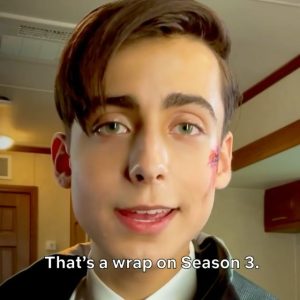 Aidan Gallagher Instagram - That’s a wrap on season 3 of the Umbrella Academy!!! Thanks to an amazing cast and crew and of course the fans who got this show made! ❤️☂️