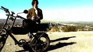Aidan Gallagher Instagram - The future is electric ⚡️♻️☀️🌬🔋🕊🌍🌳 @zugobike @djiglobal *Not a paid promotion 😂