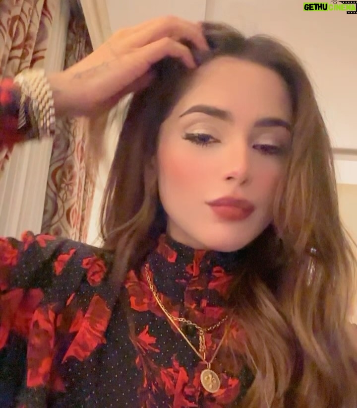 Aima Baig Instagram - Some random gram-dump. Been quite busy lately but surely will be sharing what i have been up to. Missed you all ❤️