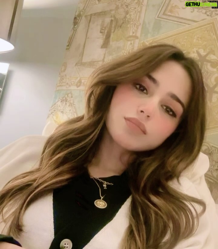 Aima Baig Instagram - Some random gram-dump. Been quite busy lately but surely will be sharing what i have been up to. Missed you all ❤️