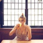 Aimee Lou Wood Instagram - For @bazaaruk I had a chat with @amesdk whilst I got ready. Then @mrbertiewatson took me for pint and a photoshoot. @georgenorthwood @emilywoodmakeup @leithclark @danielaagnello