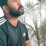 Aju Varghese Instagram - Statutory warning, : 🚬 is deadly injurious ! പറഞ്ഞില്ലേ കേട്ടില്ല എന്ന് പറഞ്ഞു എന്നെ air ഇൽ വിടല്ലേ 🙏 #144p #behindthescenes