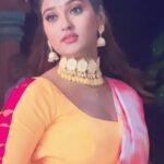 Akanksha Dubey Instagram - Dil thoda 🙈 🦋🦋🦋🦋🦋 #akankshadubey