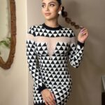 Akanksha Puri Instagram - Happiness looks beautiful on me ….. isn’t it ????? . . Pic credit @salmasayyed47 Hair @salmasayyed47 . . #fashion #picoftheday #photooftheday #photography #instagood #instagram #beauty #fitandfabulous #beingme #akankshapuri #❤️