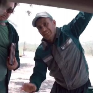 Akbar Eghbali Instagram - توى اين روزا بايد بيشتر هواى همديگه رو داشته باشيم، مخصوصاً هواى مستأجراى عزيز رو.
بین کسانی که بیشترین کامنت وتگ کرده باشن هزینه سفر به جزیه کیش پرداخت میشه دوستون دارم❤️❤️