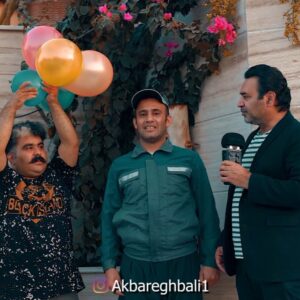 Akbar Eghbali Instagram - دوستان عزيز خط قرمز من پرايده خواهش ميكنم اينقدر گير ندين كه گرونه، من خودم يه پرايد دارم ميخوام بذارم اونقدر گرون بشه، بفروشمش يه بنز بخرم.🤔🤔😂😂❤️😍