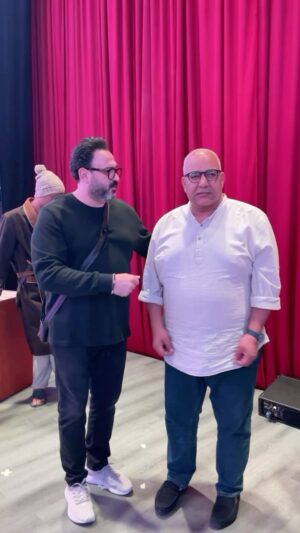 Akram Hosni Instagram - مسئوليه كبيره انك تقدر تمتص توتر الوجوه الجديده قبل فتح الستاره 🎭 
@bfouadofficial 

#حتي_لا_يطير_الدكان