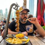 Akram Hosni Instagram - اختار المطعم قبل الطريق والرفيق 🍗🍟🥤 United Arab Emirates
