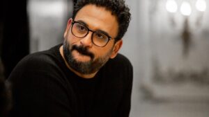 Akram Hosni Instagram - طيب انا جلجل فرهدني
ولسه فاضل ١١ حلقه.. 

#مكتوب_عليا 
#رمضان٢٠٢٢
