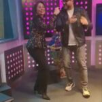 Akram Hosni Instagram - شكرا بيتي الكبير @nogoumfm شكرا يا @injialiofficial كانت حلقه حلوه وانبسط اني شوفت اخويا وعشره عمري @eyhabsaleh ❤️