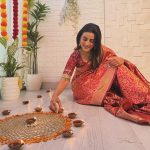 Akshara Singh Instagram - राम के आगमन की तैयारी में जुटा जहां सारा 🪔🚩🙏 क्यों सही कहा ना ? @the_adhya_designer #aksharasingh #jaishreeram