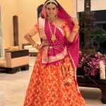 Akshara Singh Instagram - Being the twinkle of the night in banarasi lehenga ✨♥️ . . . . . . . 🥻 @jarierabanaras 💎 @jewelkartfashion #aksharasingh #lfl #banarasi #lehnga #indian #look