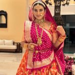 Akshara Singh Instagram - Being the twinkle of the night in banarasi lehenga ✨♥️ . . . . . . . 🥻 @jarierabanaras 💎 @jewelkartfashion #aksharasingh #lfl #banarasi #lehnga #indian #look