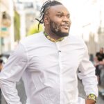 Alain-Gloirdy Bakwa Malary Instagram - Ma #teammakao, je vous propose un petit jeu: finissez la légende de cette photo. « Ma tête quand.... » 😂 J’ai hâte de vous lire ! #cestbondeja #secretstory11 #ss11 #makao #game #bigandtall #plussizemodel #plussize #plusmalefashion