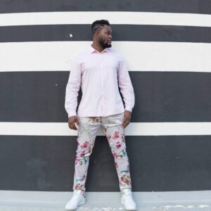 Alain-Gloirdy Bakwa Malary Instagram - Bon dimanche ma team, j’espère que vous profitez bien de votre entourage et famille 💕 #love #teammakao #ss11 #makaoss11 #waicestbon #bigandtall #grandetaille #plussize #plusmalemodel #plusmalefashion #asoscurve #asseenonme