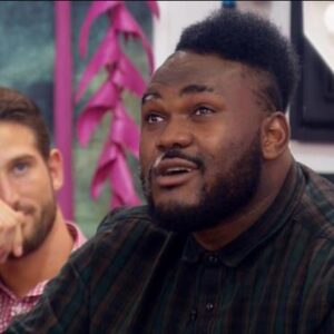Alain-Gloirdy Bakwa Malary Instagram - Makao au bord des larmes, ça n'arrive jamais 😢💔 #makao #makaoss11 #secretstory11 #secretstory #ss11 #cavabeaugosse #forceatoi #campusdessecrets