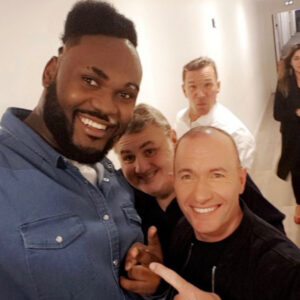 Alain-Gloirdy Bakwa Malary Instagram - Une soirée de dingue chez @tpmptv sur @c8lachaine 🙌🏾 Merci pour l’invitation 🔥 @pascalsoetens @b_castaldi @menes_pierre @isabellemoriniboscoff @cyrilhanouna @charlestheyssier #tpmp #c8 #makao #teammakao #sumo #secretstory #ss11 Vous étiez devant ? 📺