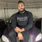 Alain-Gloirdy Bakwa Malary Instagram - Je me sens beau gosse dans mon sweat @bisou_le_parisien 🔥#bisouleparisien #cestbondeja #plussizemodel #bigandtall Lyon, France